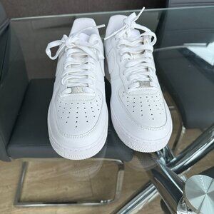 White Nike Air Force 1 Sneakers